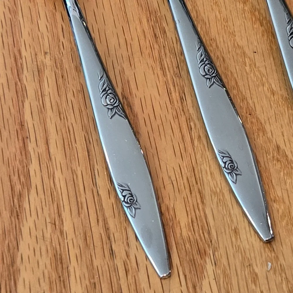 Set 4 Oneida Rose Duet Teaspoons 6